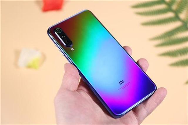 红米太良心,899起+4800万四摄+4000mAh+128G,救场小米9se