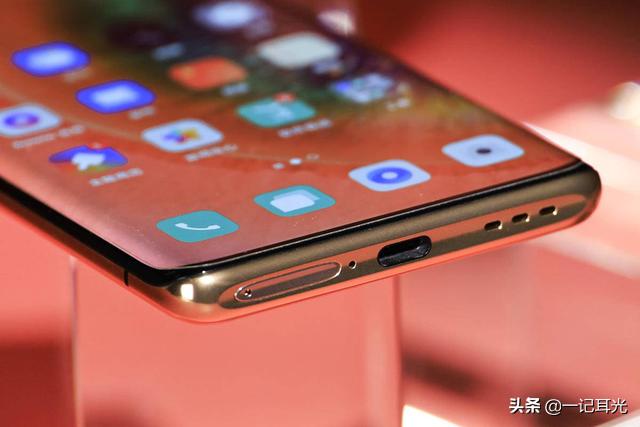 国产5G手机集体涨价,iPhone措手不及,用户:涨价过猛了!