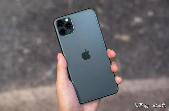 国产5G手机集体涨价,iPhone措手不及,用户:涨价过猛了!
