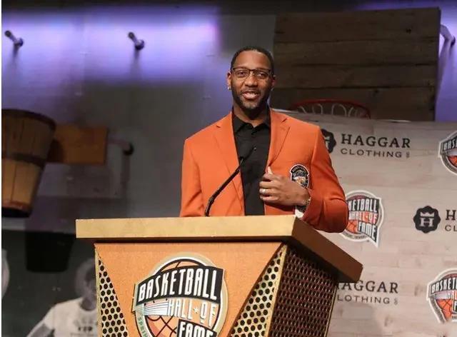 那些进入NBA名人堂的球星们,可以享受到什么待遇?