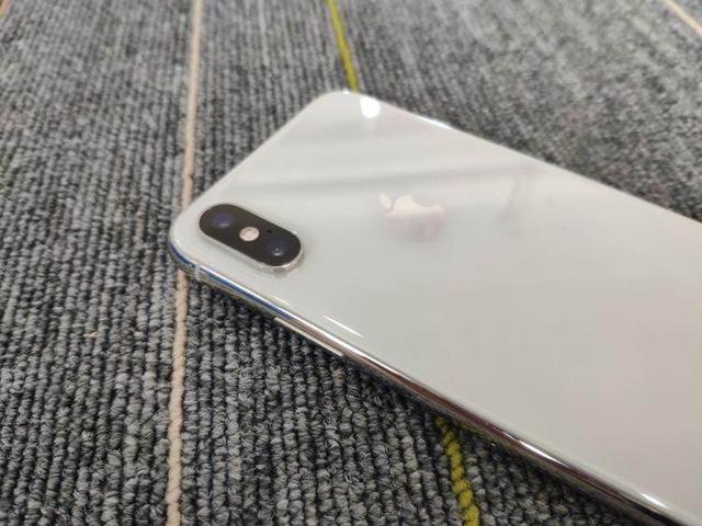 iPhone XS Max价格大跳水,下跌5100元,网友可以下手了