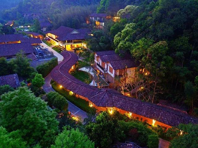 藏在高山上旅行地,全球度假村Top50之一的十字水,太吸引人了!