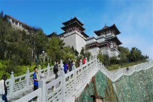 随州八大著名旅游景点,西游记漂流有着“华中第一漂”的美誉,女儿国温泉是休闲放松的佳选