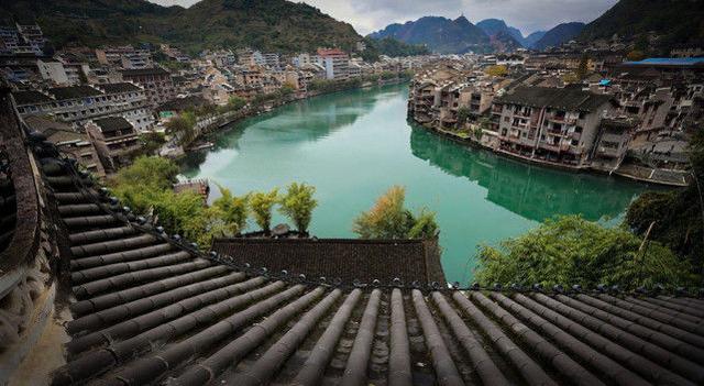 已有2000年历史的古镇，景色不输凤凰古城，始终免费对外开放