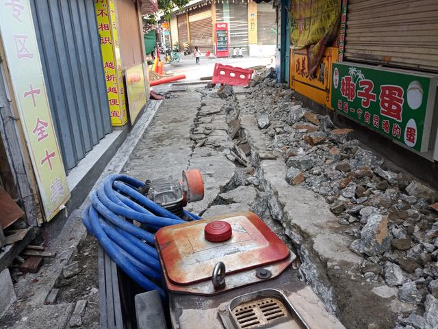 3月中旬实地探访厦门曾厝垵,关店修路半封闭,游客还需要再等等