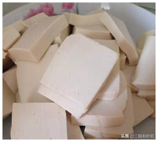 为什么你煎的豆腐经常粘锅?小编告诉你几个妙招