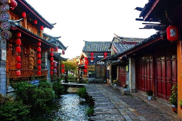 你知道中国最美的十大古镇在哪吗?