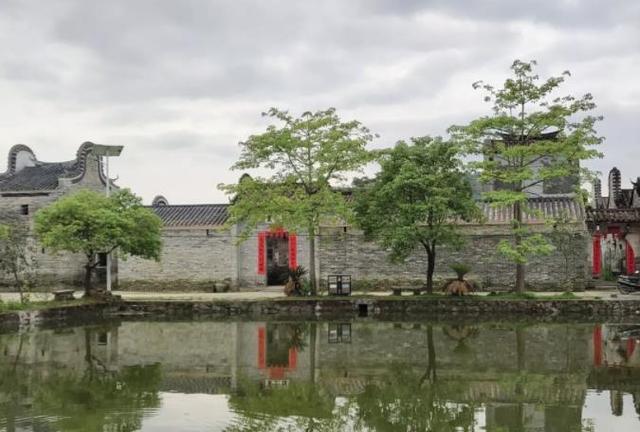 广东最美古村,穿越历史而来的古村,有你没见过的锅耳墙