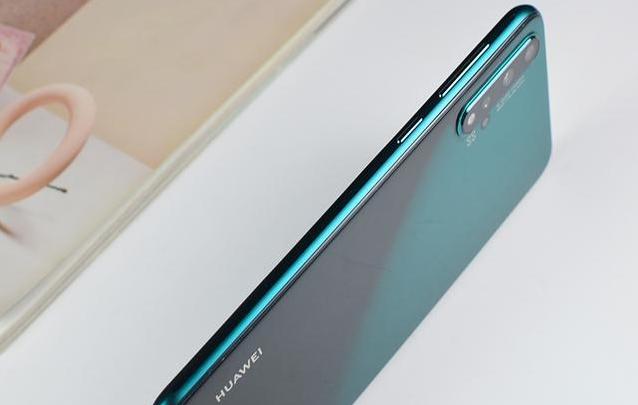 华为决定放血,Nova5Pro一夜降至“良心价”,花粉:到底该不该买
