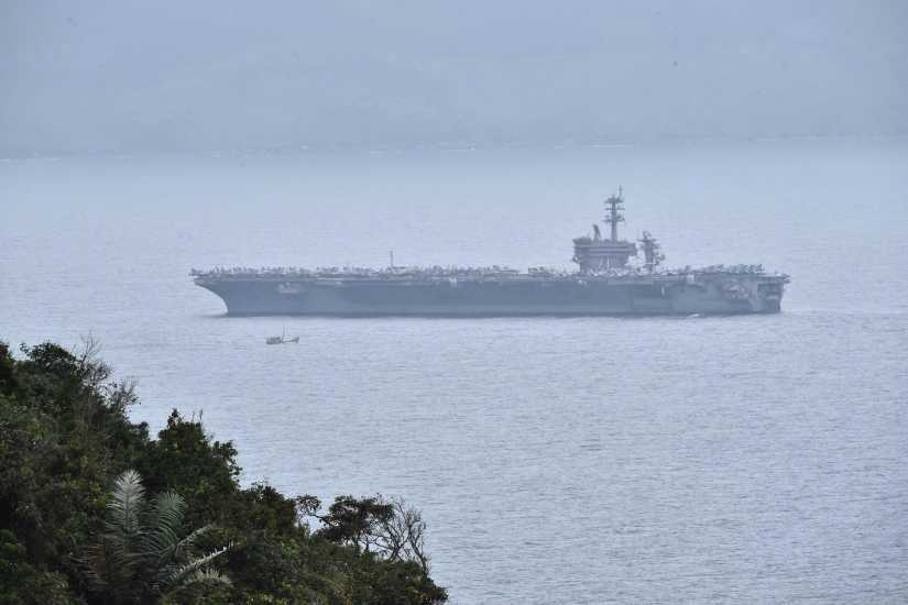 “罗斯福”号航母抵达越南 图源:USNI