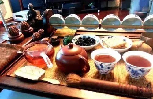 茶是养肝佳品,但肝病病人这6种情况忌饮茶