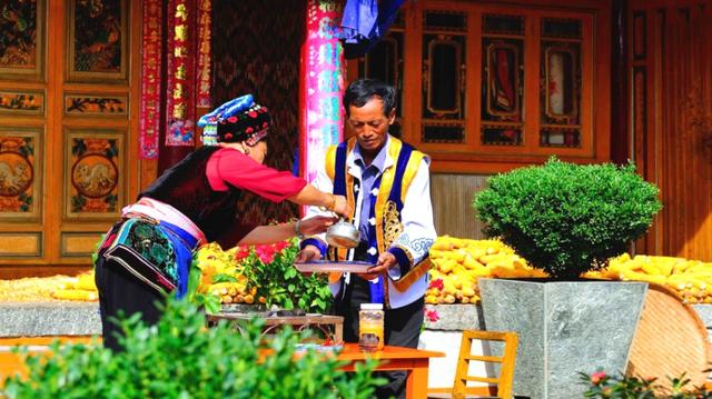你知道国内的有两个世外桃源适合隐居,美如天堂,你知道在哪里吗
