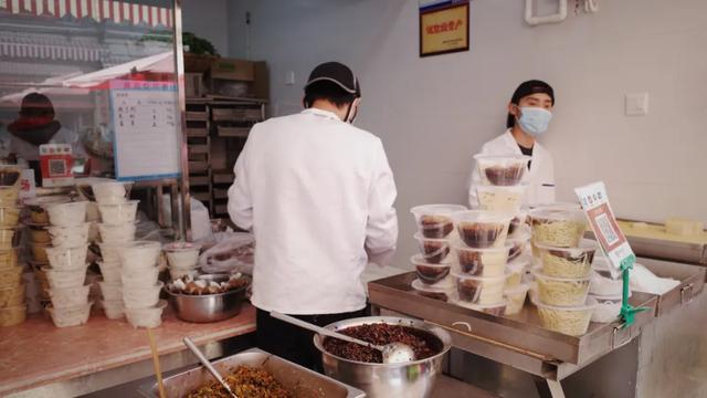 来到四季如春的昆明,吃喝玩乐怎么安排?