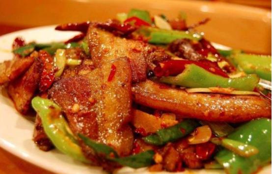 待春暖花开,游历巴蜀,感受天府之国美食魅力