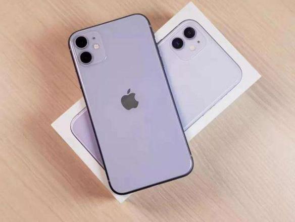 华为Mate 30和iPhone 11同时大降价,那款手机优势更大呢?