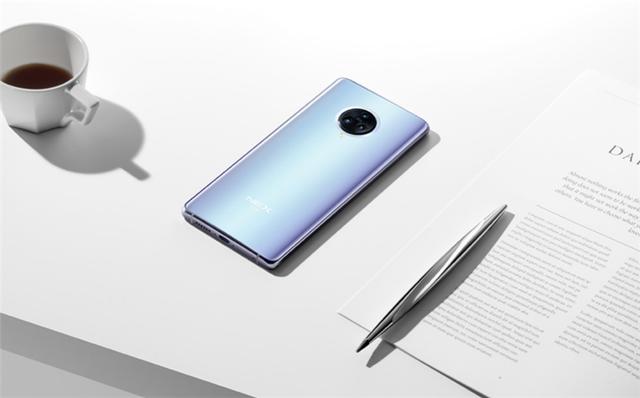 vivoNEX3s,相比上一代命名变化不大,那它都升级了什么?