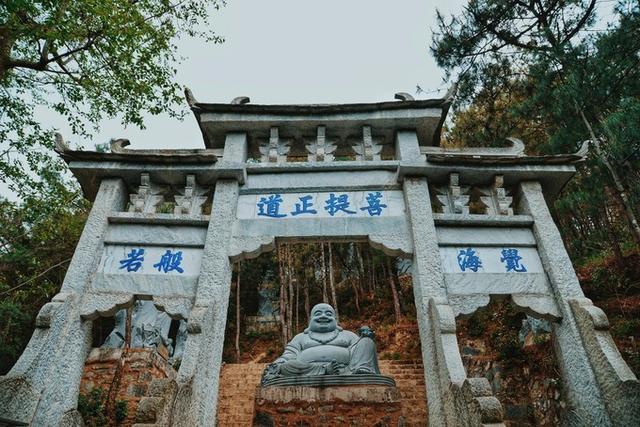灵隐红尘,静默芳华,隐匿大理苍山深处的幽深古刹