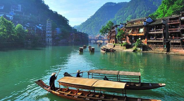 三月,不负春光,最佳旅行地推荐,春天不能辜负的9个地方