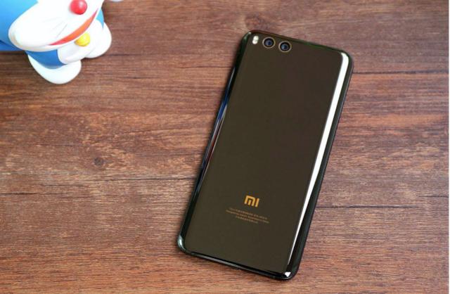 小米新机曝光,售价1999必买!你的下一部小屏机何必是iPhone9?