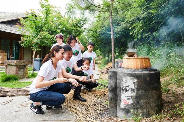 繁花赏乌村,“野火饭”尝春味,重启2020年吧!