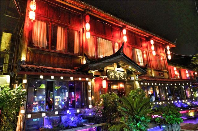 云南纳西族最早居住的古镇,比丽江古城清幽,茶马古道上重要集镇