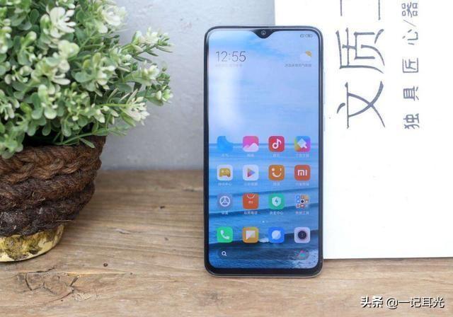 小米千元机再降200元,高像素+大电量+NFC!销量跻身全球第十