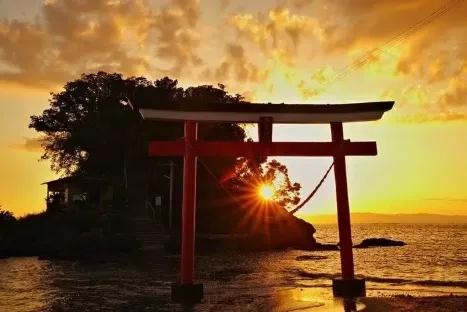 全日本最适合拍照晒图的十大神社,没人能逃过的神秘之美