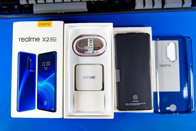 90Hz刷新率+50W+骁龙855plus降至1999元,你会下手吗?