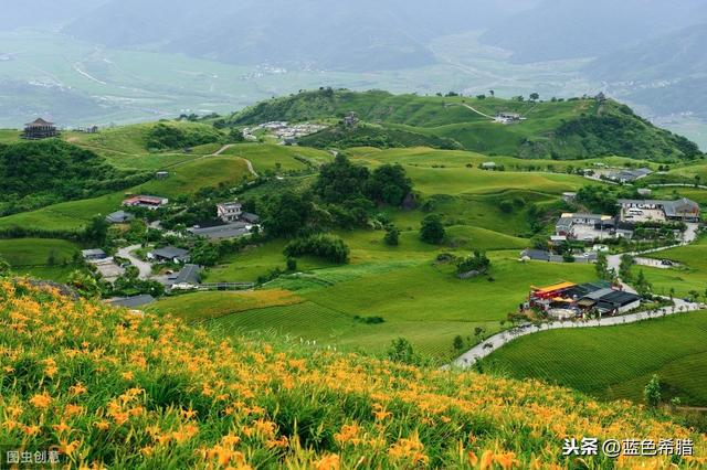 春天里，摄影怎么拍摄绿柳红花、宁静的田园风景？你有什么思路？