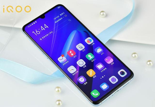 vivo力抗华为,1798的骁龙855、44w快充能否一举成名?