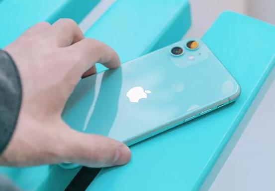 iPhone11一夜跌“华为价”!还是A13+iOS13,iPhone12突然不香了