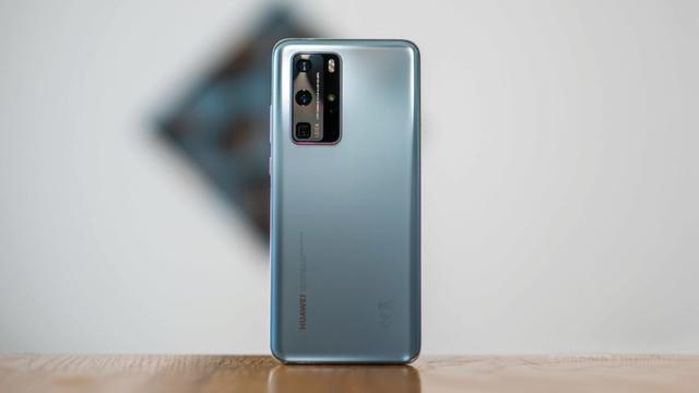 库克放出绝招!iPhone 11降至4999元,意在阻击华为P40?