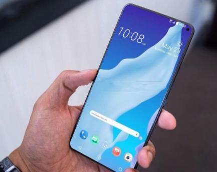 华为余承东突然宣布!苹果猝不及防!网友:iPhone要凉凉了?