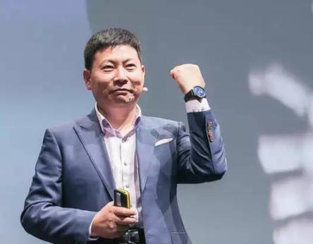 华为余承东突然宣布!苹果猝不及防!网友:iPhone要凉凉了?