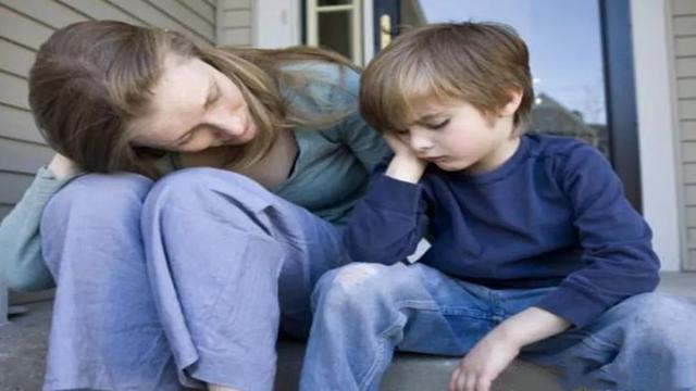 如何让胆小孩子变勇敢,几个小妙招教给你!让孩子自信又阳光!