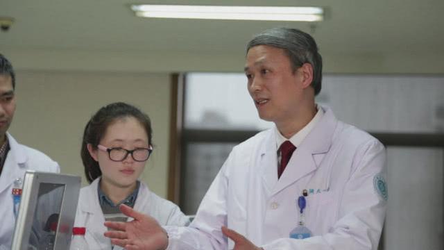 一喝水就排尿,和喝很多水都不会去厕所的人,哪种人肾脏更健康?