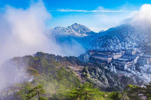 中国10大名山，爬过4个以上算你牛，都爬过的，真是登山达人