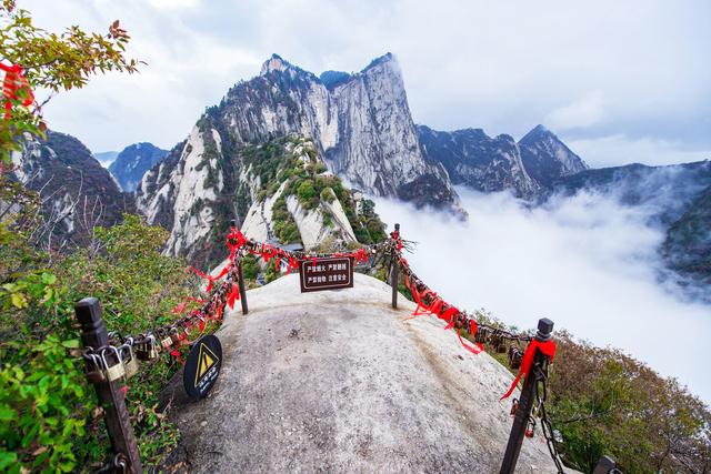 中国10大名山，爬过4个以上算你牛，都爬过的，真是登山达人