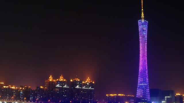 我国“值得一游”的2座城市,美景和美食兼备,人们去了还想去!