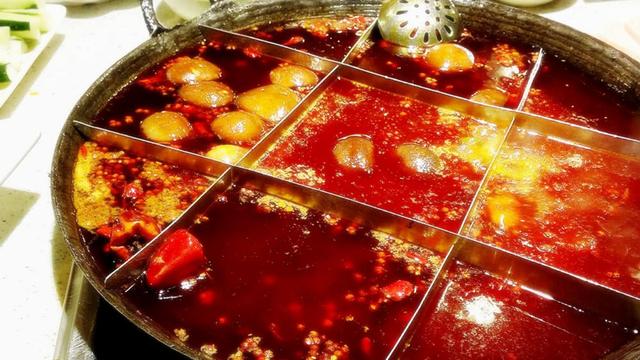我国“值得一游”的2座城市,美景和美食兼备,人们去了还想去!