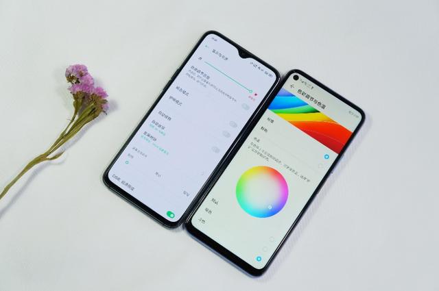荣耀30S靠颜值再攀巅峰?对比过气旗舰机OPPO R17 Pro,旗鼓相当