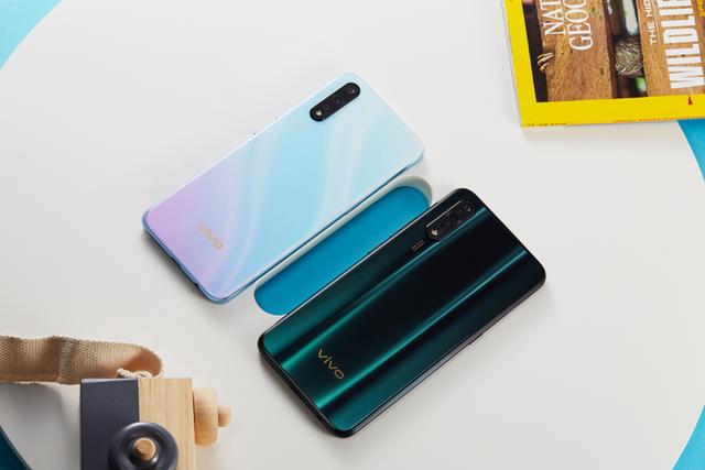 盘点vivo最受欢迎的手机,其中一款跑分破50万