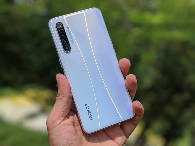 oppo小爆发,948起+骁龙712+4800万四摄+4035mAh,红米处于下风