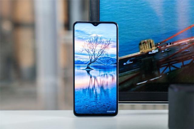 oppo小爆发,948起+骁龙712+4800万四摄+4035mAh,红米处于下风