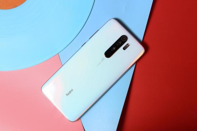 oppo小爆发,948起+骁龙712+4800万四摄+4035mAh,红米处于下风