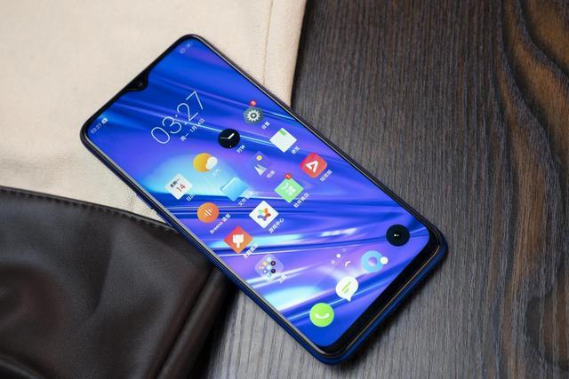 oppo小爆发,948起+骁龙712+4800万四摄+4035mAh,红米处于下风