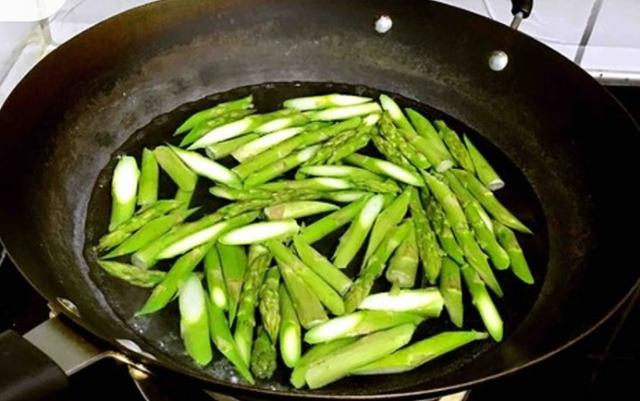 春天减肥吃这道菜,不仅降脂利尿,还富含维生素,营养价值极高