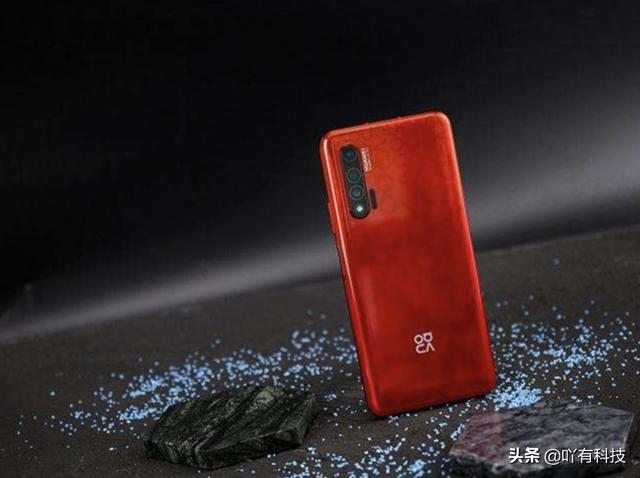 配置基本相同,为何用户更喜欢选择华为,不选择更便宜的荣耀
