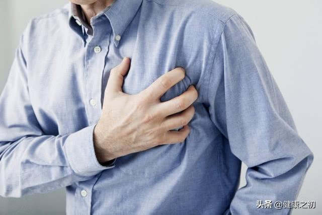 胸痛，不是冠心病竟是胃病！出现这6个症状，病根十有八九也在胃