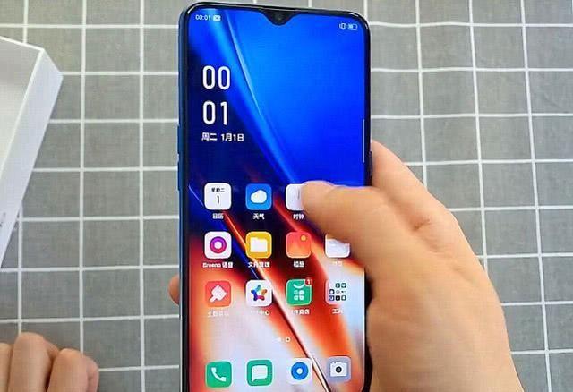 想办法提高热度,OPPO K5再跌新低价,网友:新机还不来?